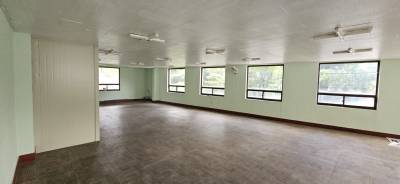 부산광역시 연제구 거제동 37-32   사무실