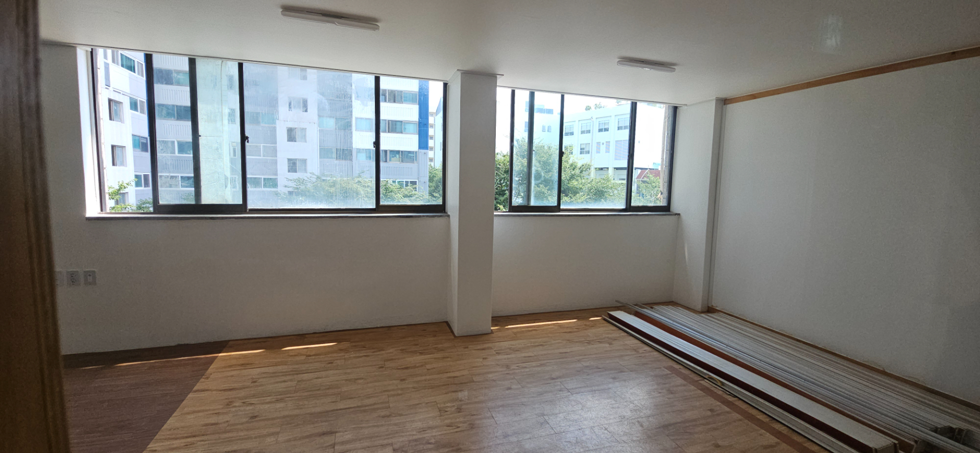 부산광역시 동래구 수안동 상가 썸네일 3