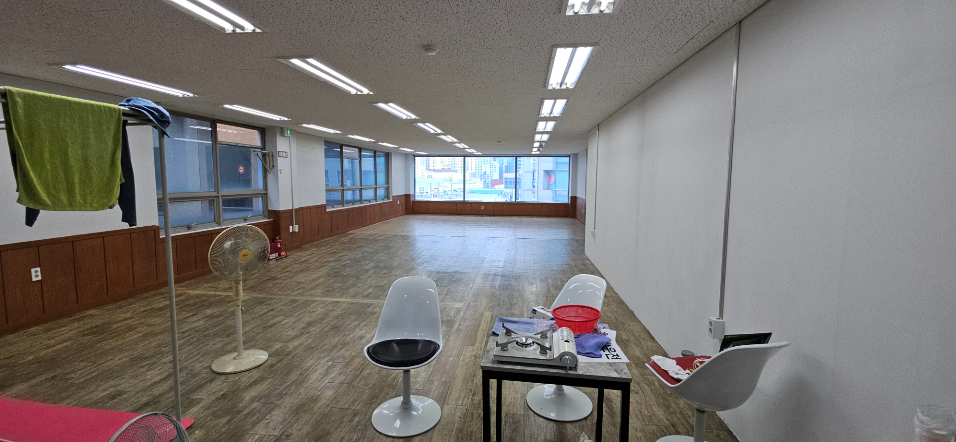 부산광역시 연제구 거제동 사무실 썸네일 4