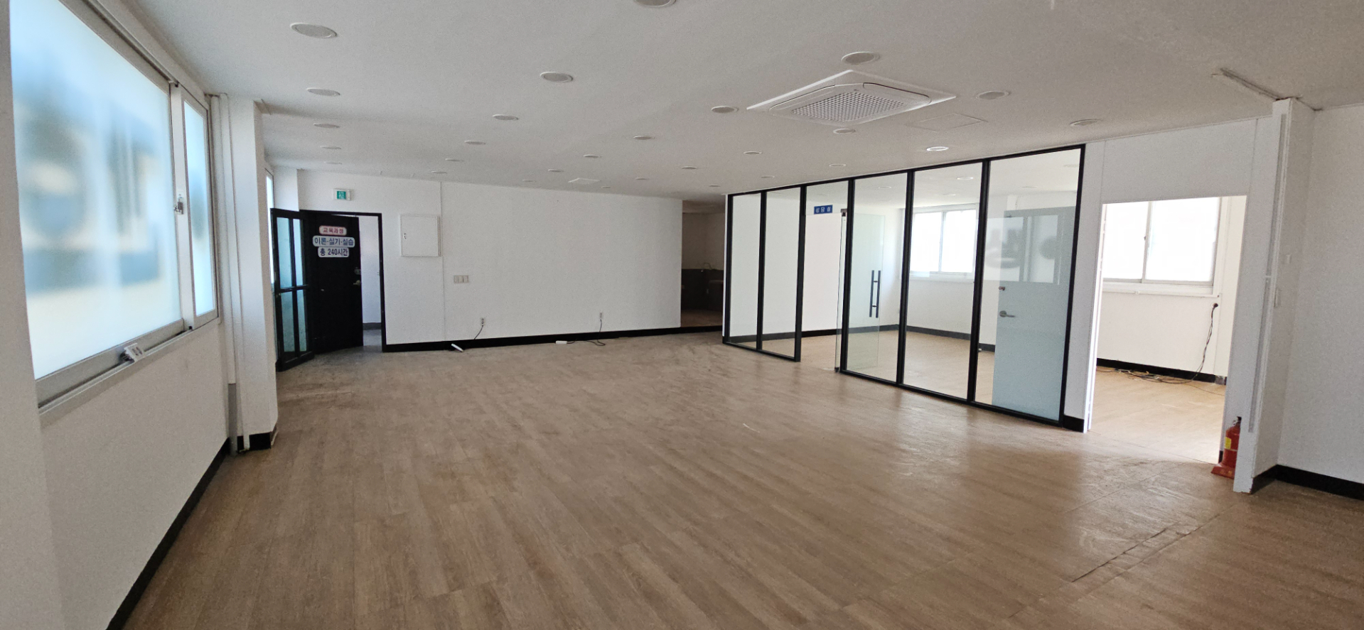 부산광역시 남구 문현동 사무실 썸네일 3