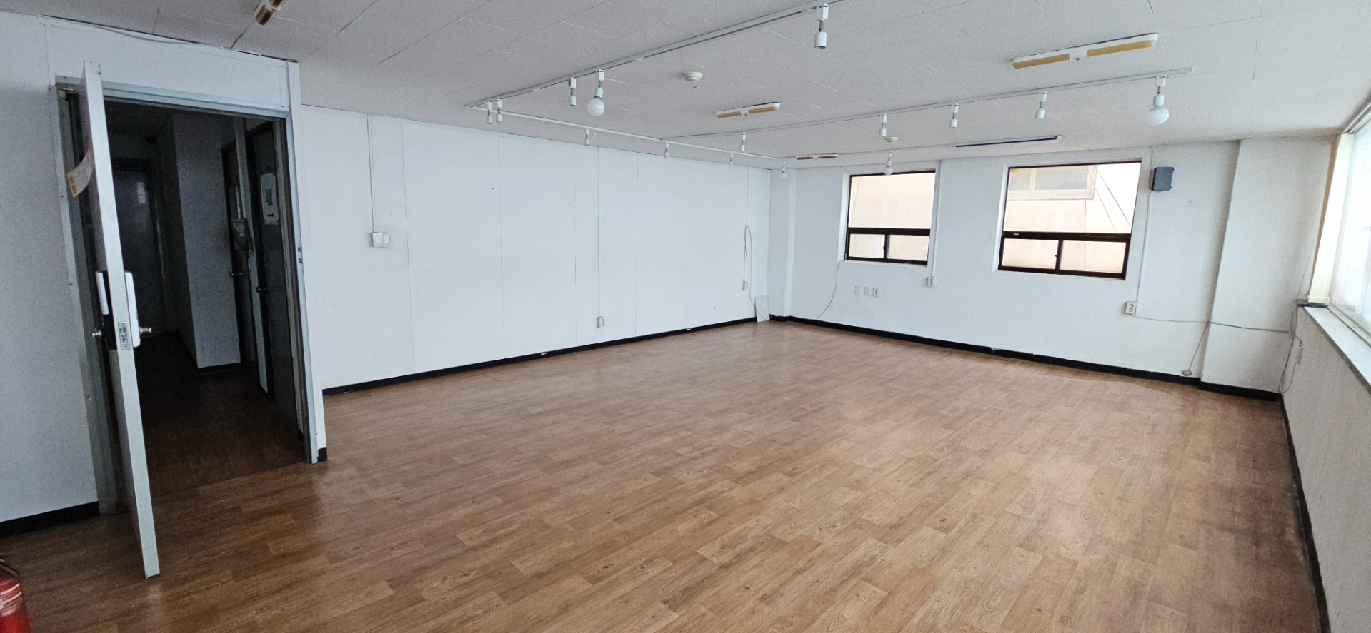 부산광역시 동구 범일동 사무실 - 1