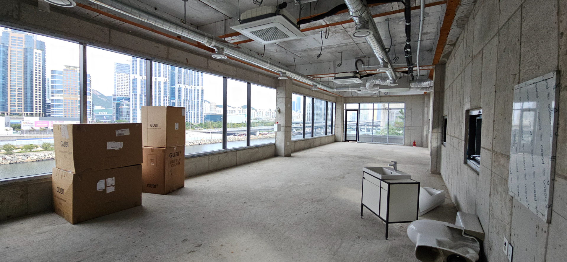 부산광영시 수영구 민락동 사무실 - 1