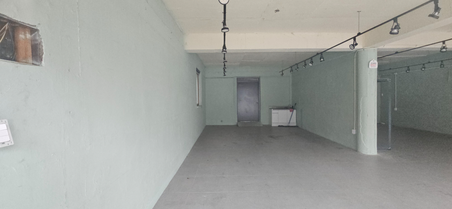 부산광역시 동래구 온천동 상가 - 1