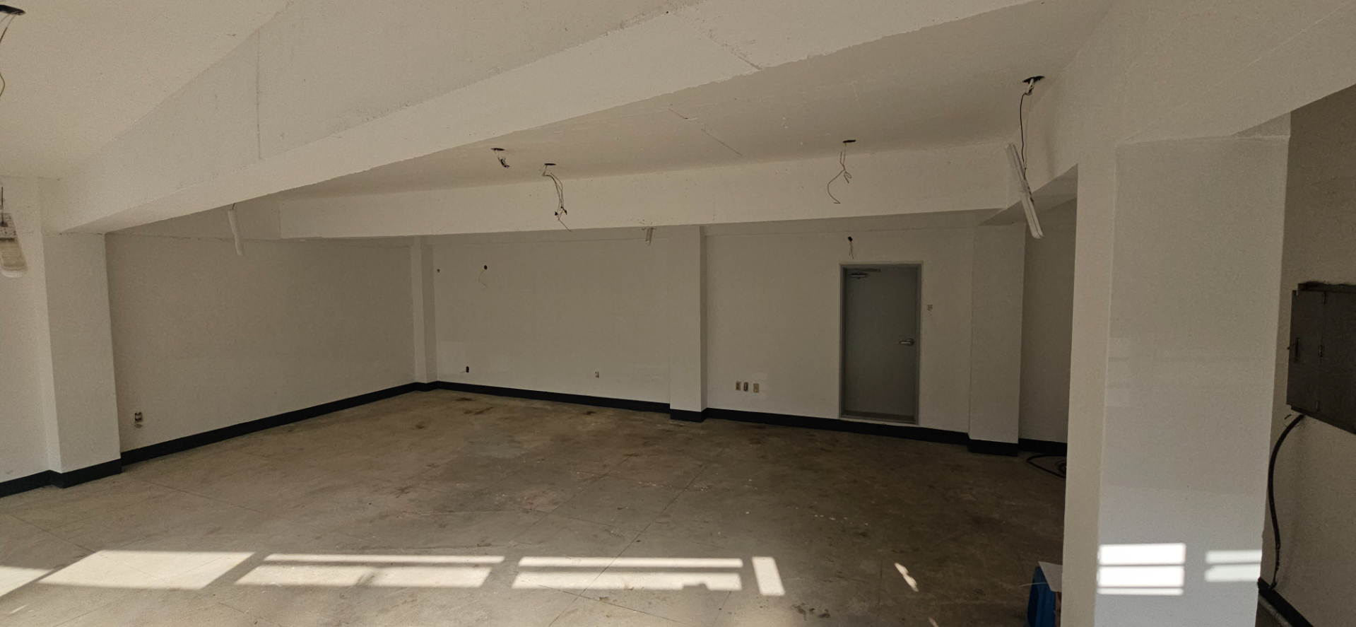 부산광역시 연제구 연산동 상가 - 1