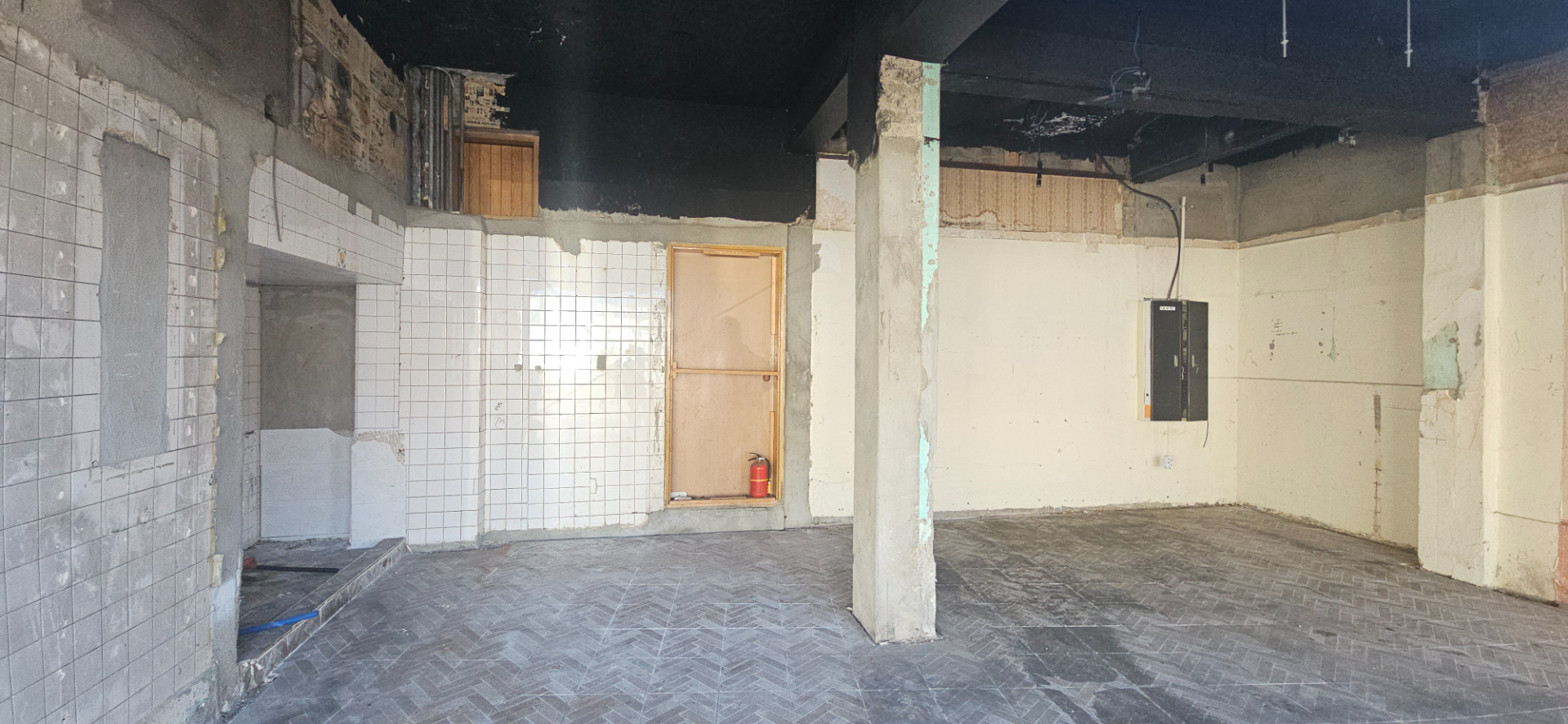 부산광역시 남구 문현동 상가 - 1