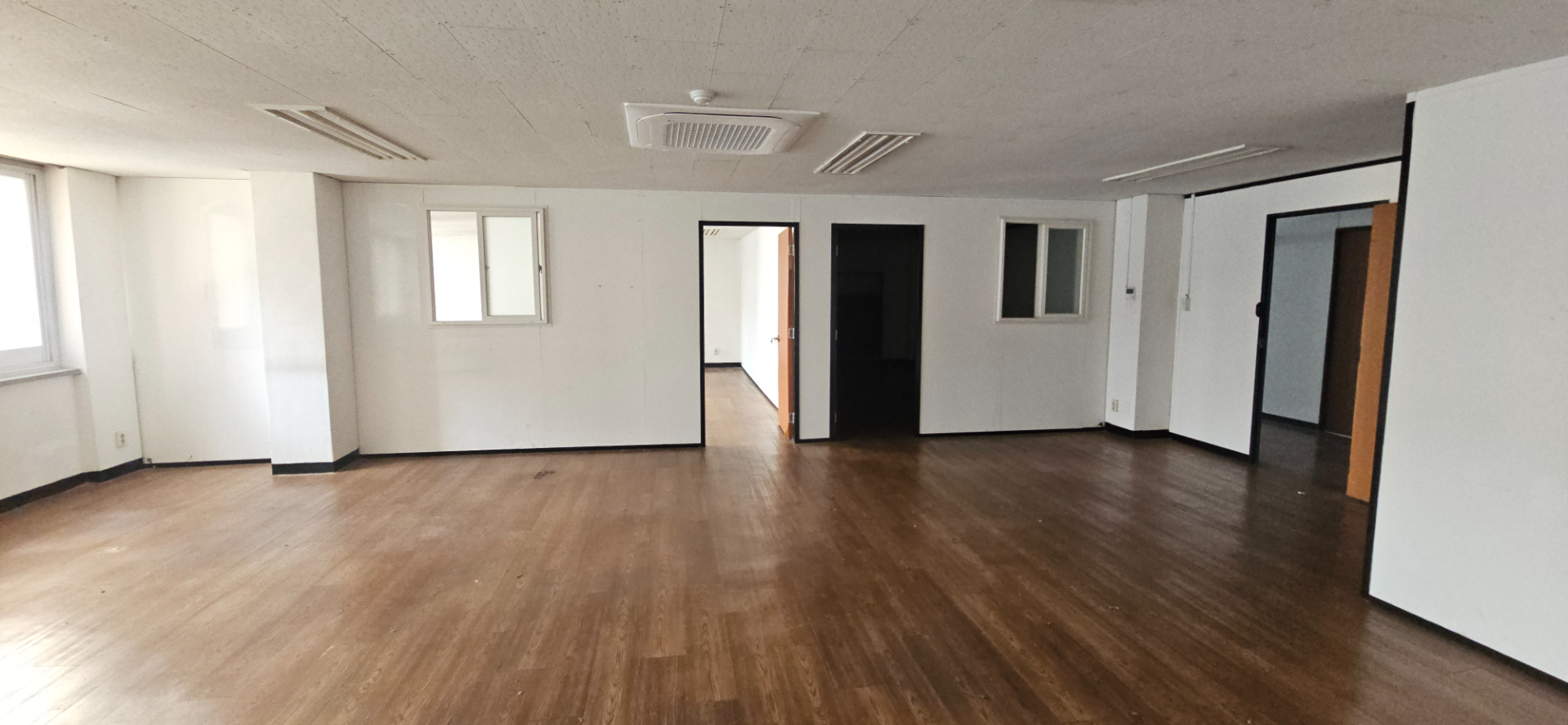 부산광역시 동구 초량동 사무실 썸네일 2