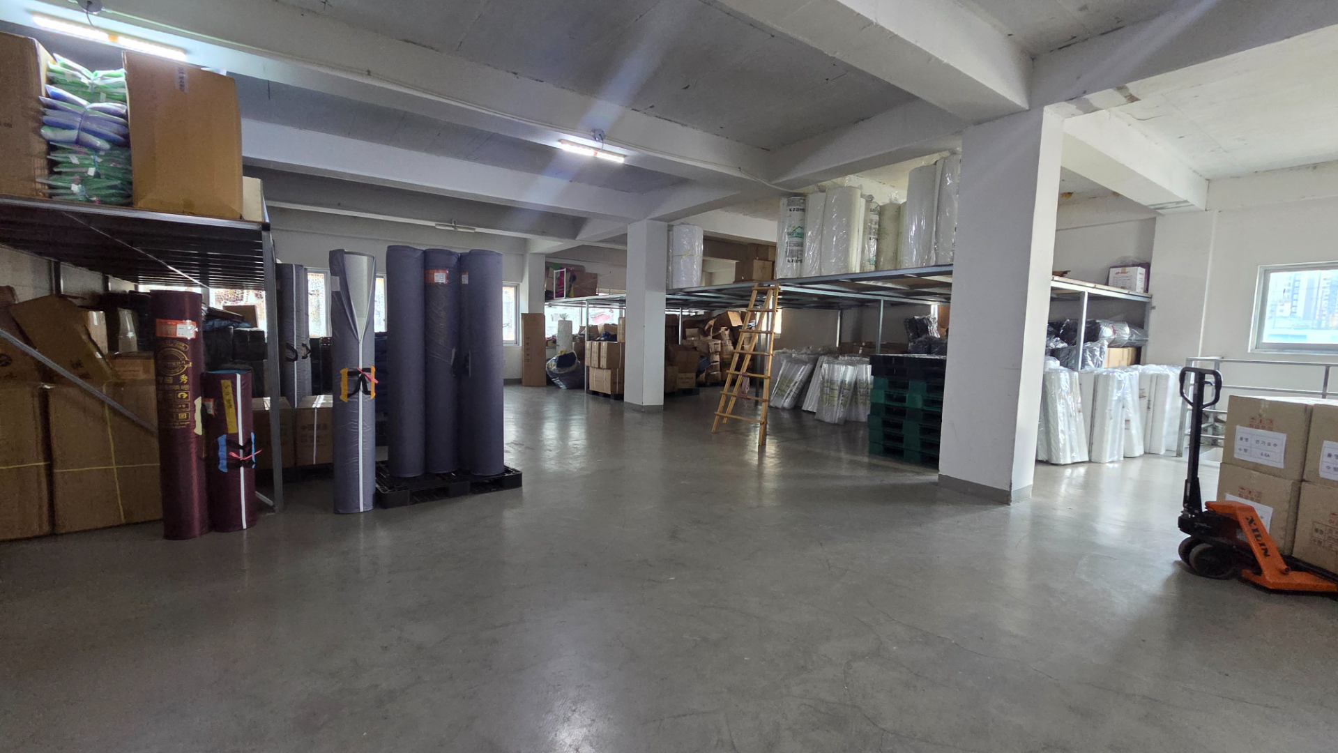 부산광역시 부산진구 범천동 상가 - 1