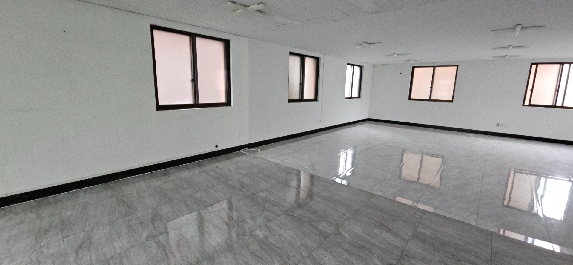 부산광역시 연제구 거제동 사무실 썸네일 2