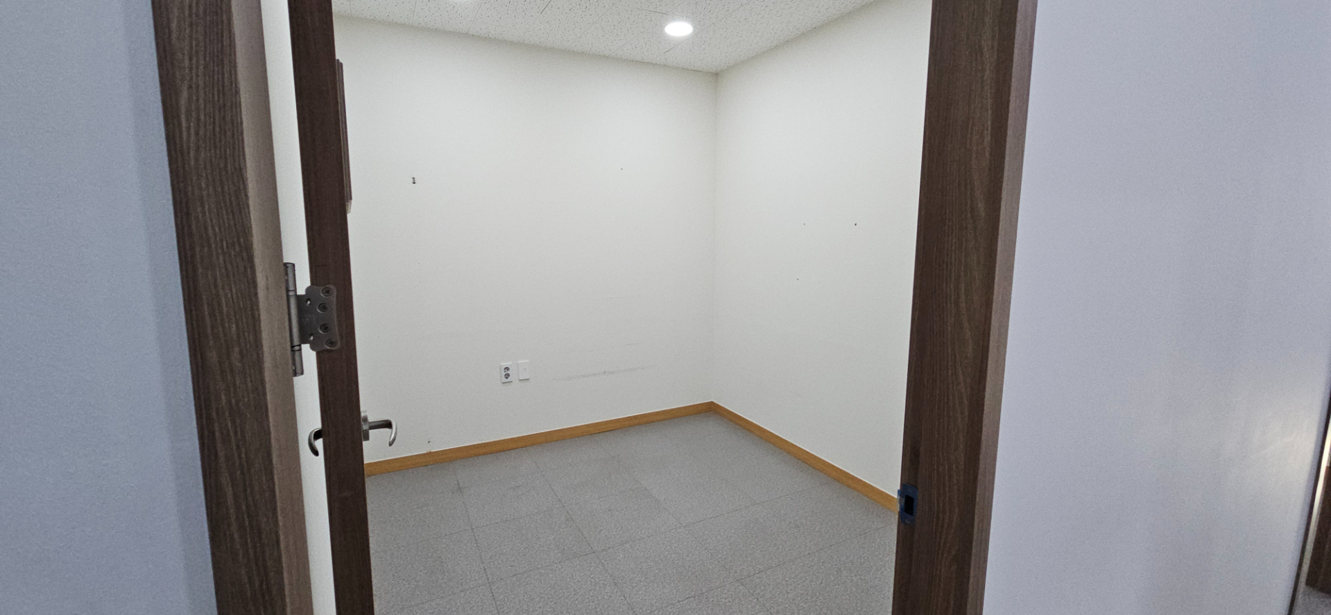 부산광역시 연제구 연산동 사무실 썸네일 5