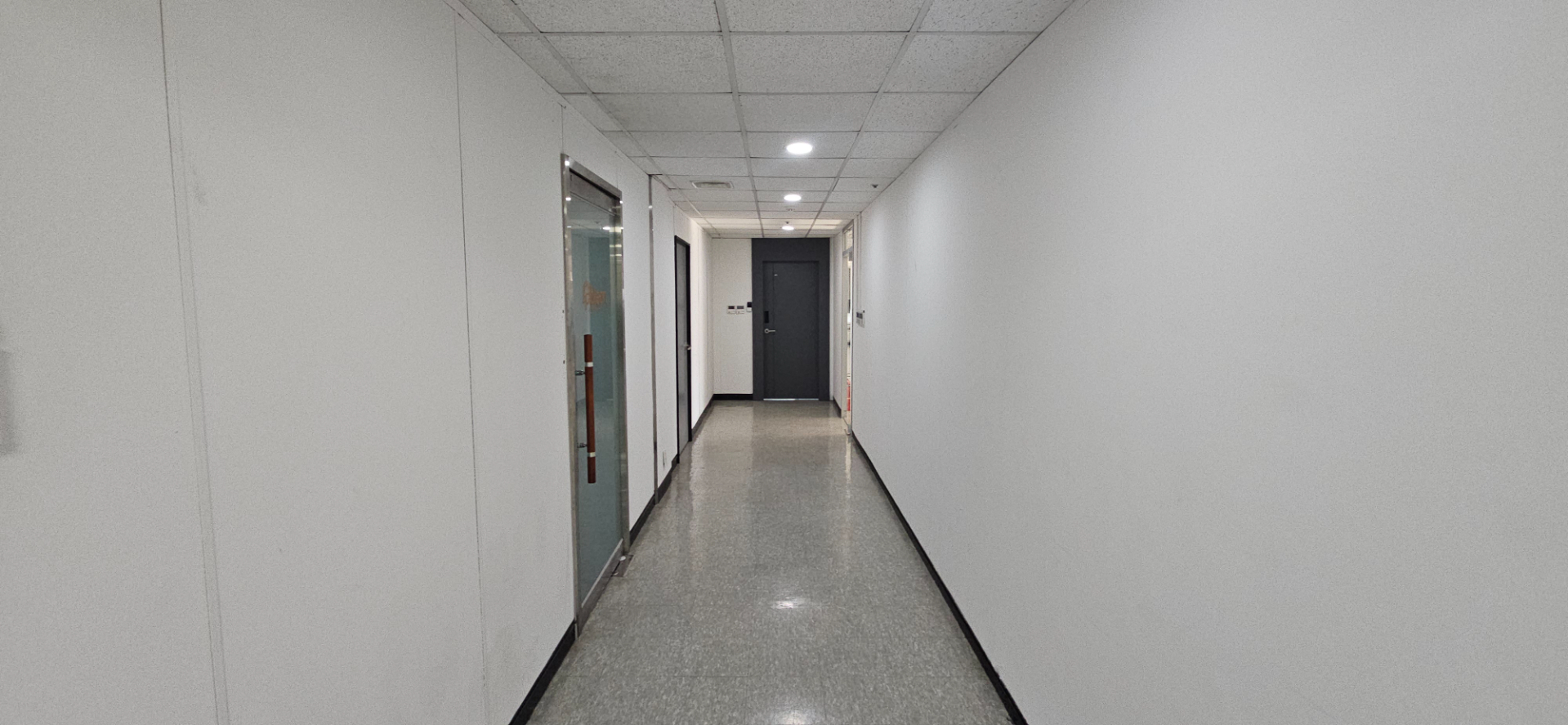 부산광역시 동구 초량동 사무실 - 1