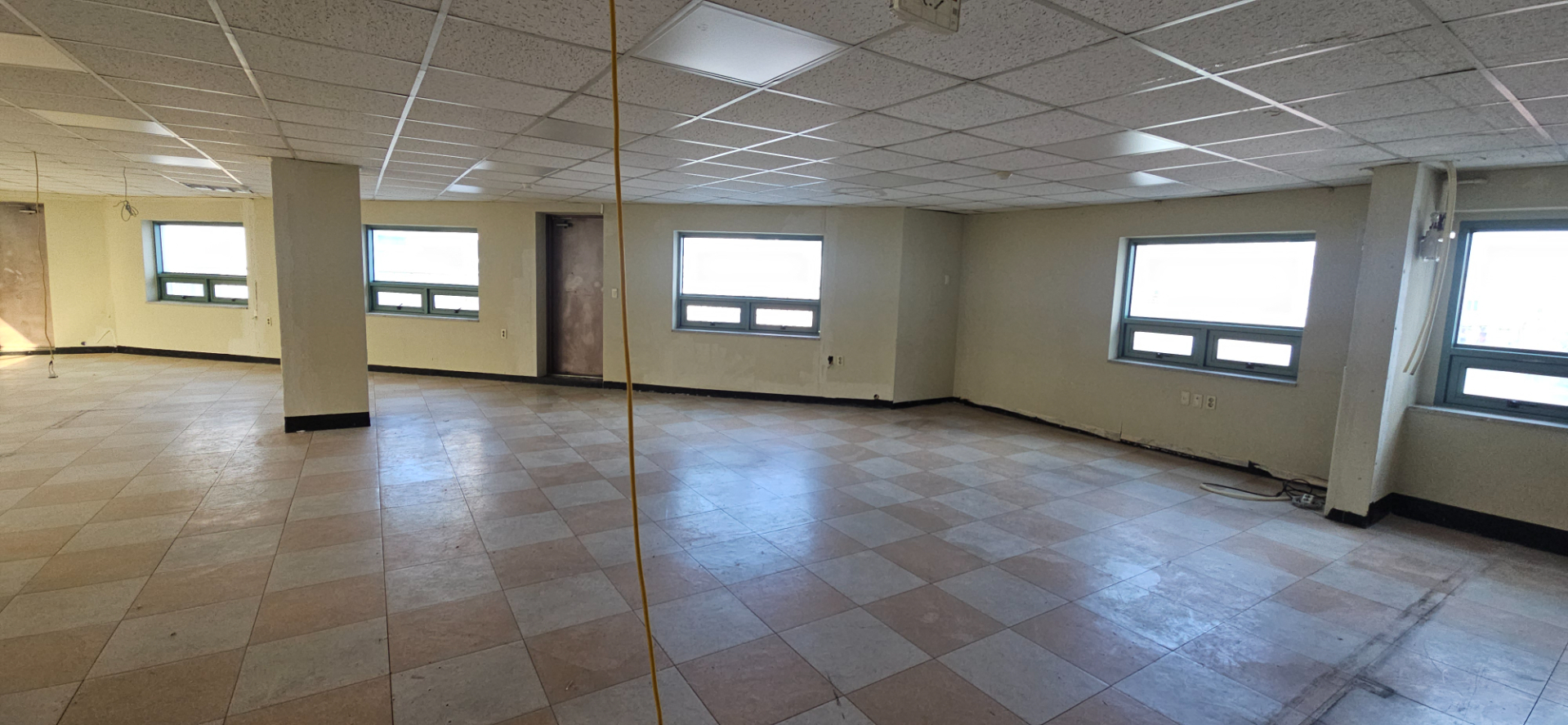 부산광역시 연제구 거제동 사무실 썸네일 3