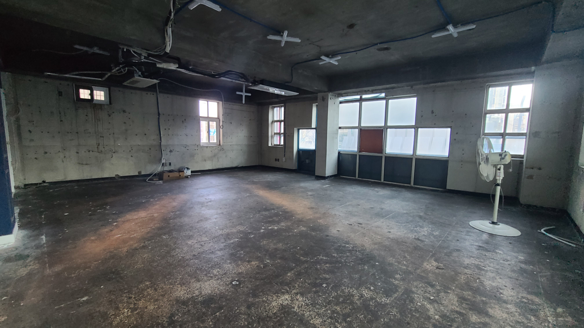 부산광역시 부산진구 부전동 사무실 - 1