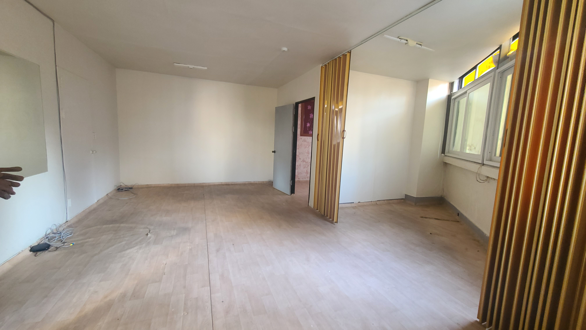 부산광역시 부산진구 부전동 사무실 - 1