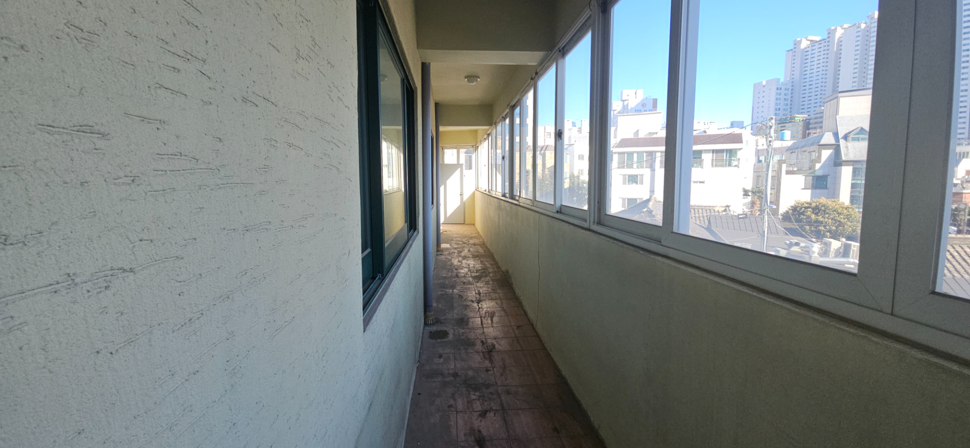 부산광역시 연제구 거제동 사무실 썸네일 4