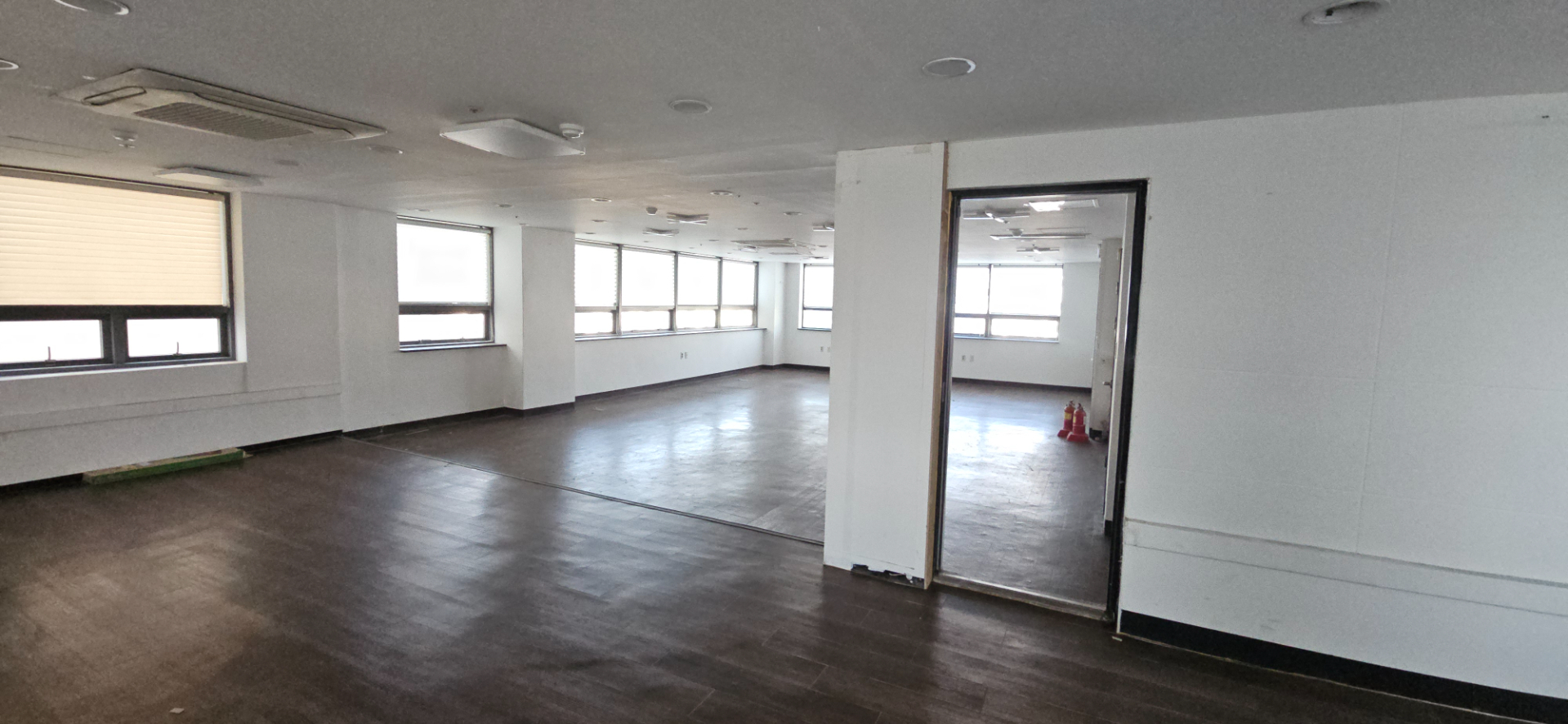 부산광역시 연제구 거제동 사무실 썸네일 6