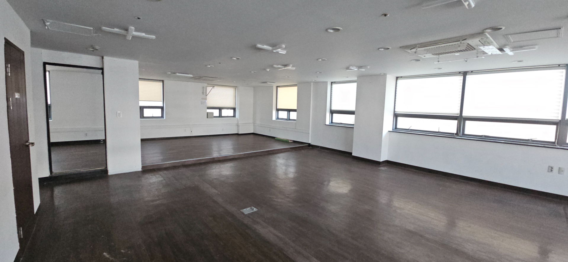 부산광역시 연제구 거제동 사무실 썸네일 4