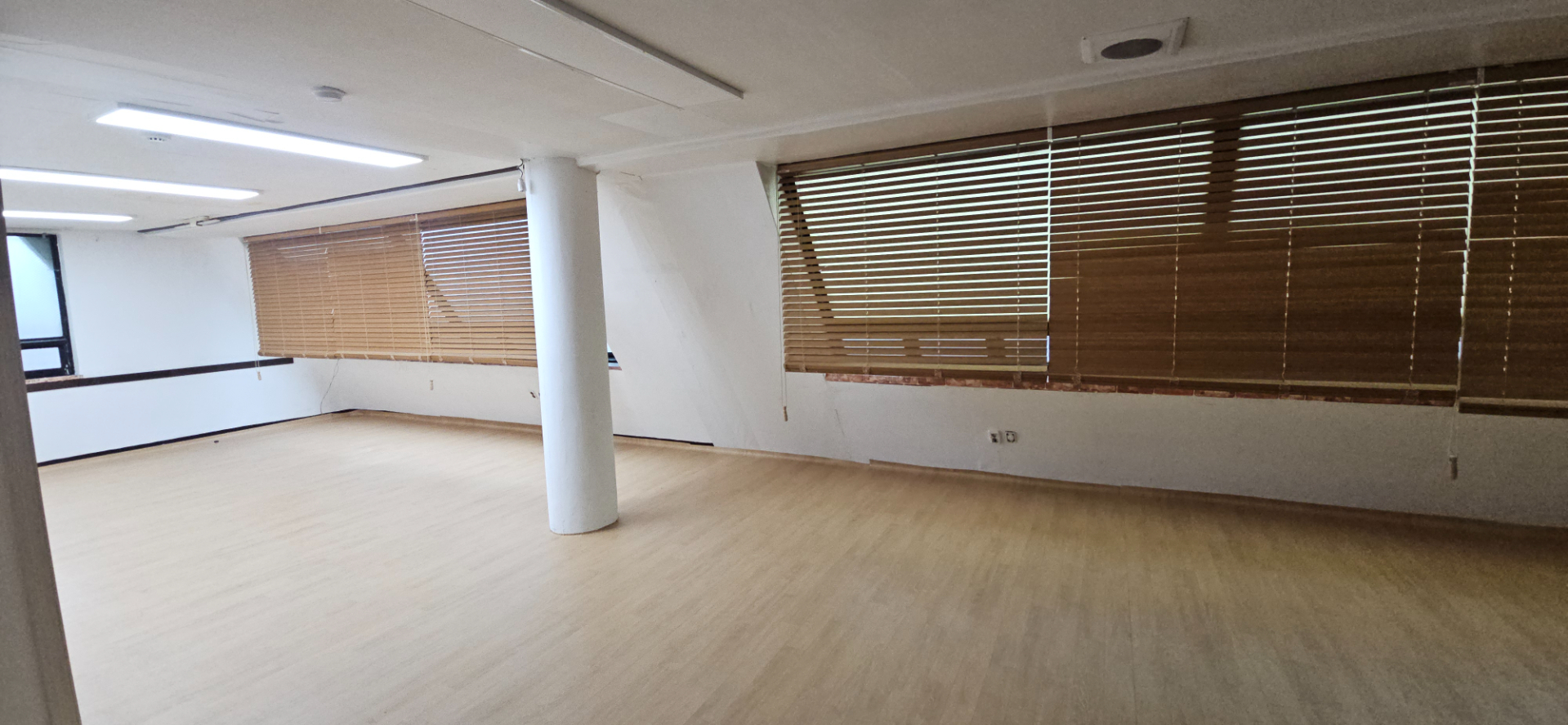 부산광역시 연제구 연산동 사무실 썸네일 4