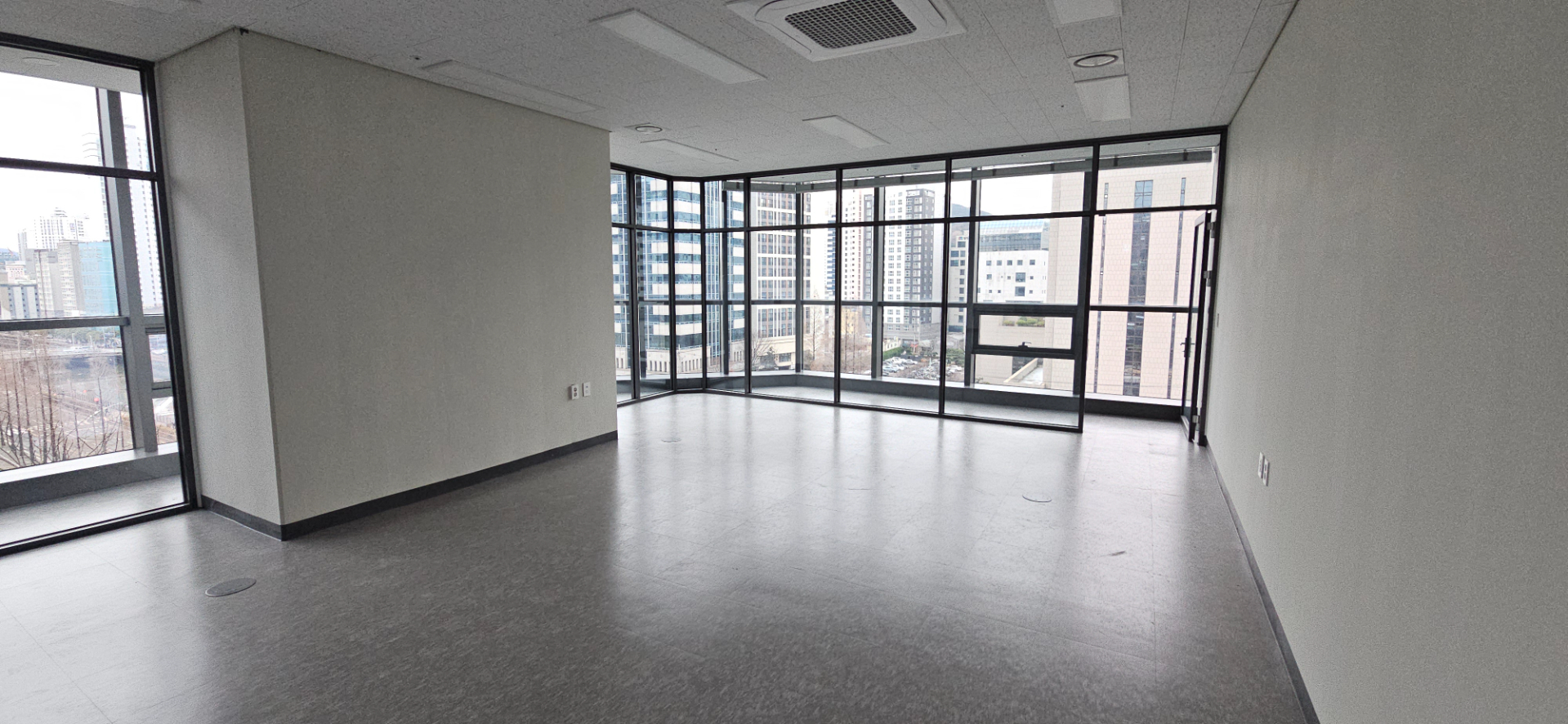 부산광역시 남구 문현동 사무실 썸네일 3