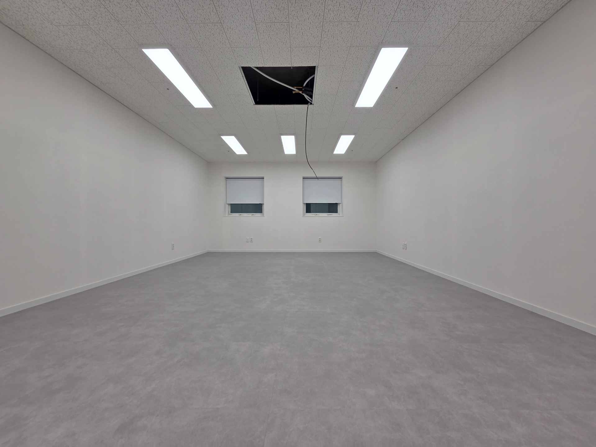 부산광역시 중구 중앙동4가 상가 썸네일 3