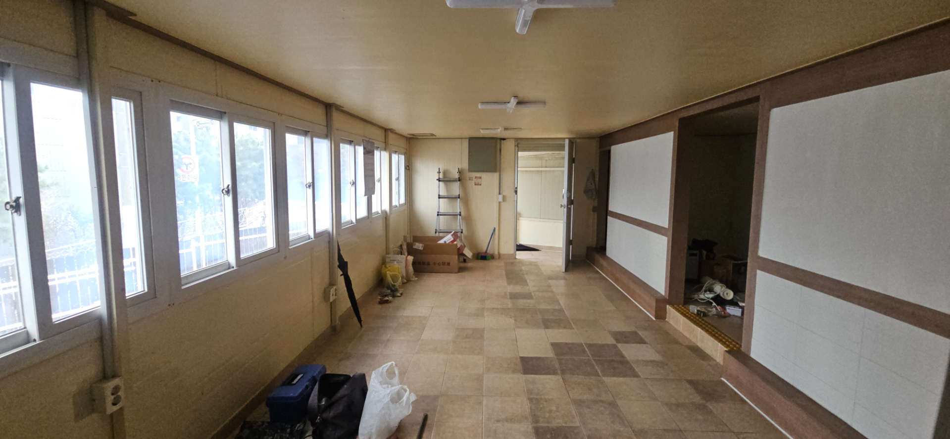 부산광역시 연제구 거제동 상가 - 1