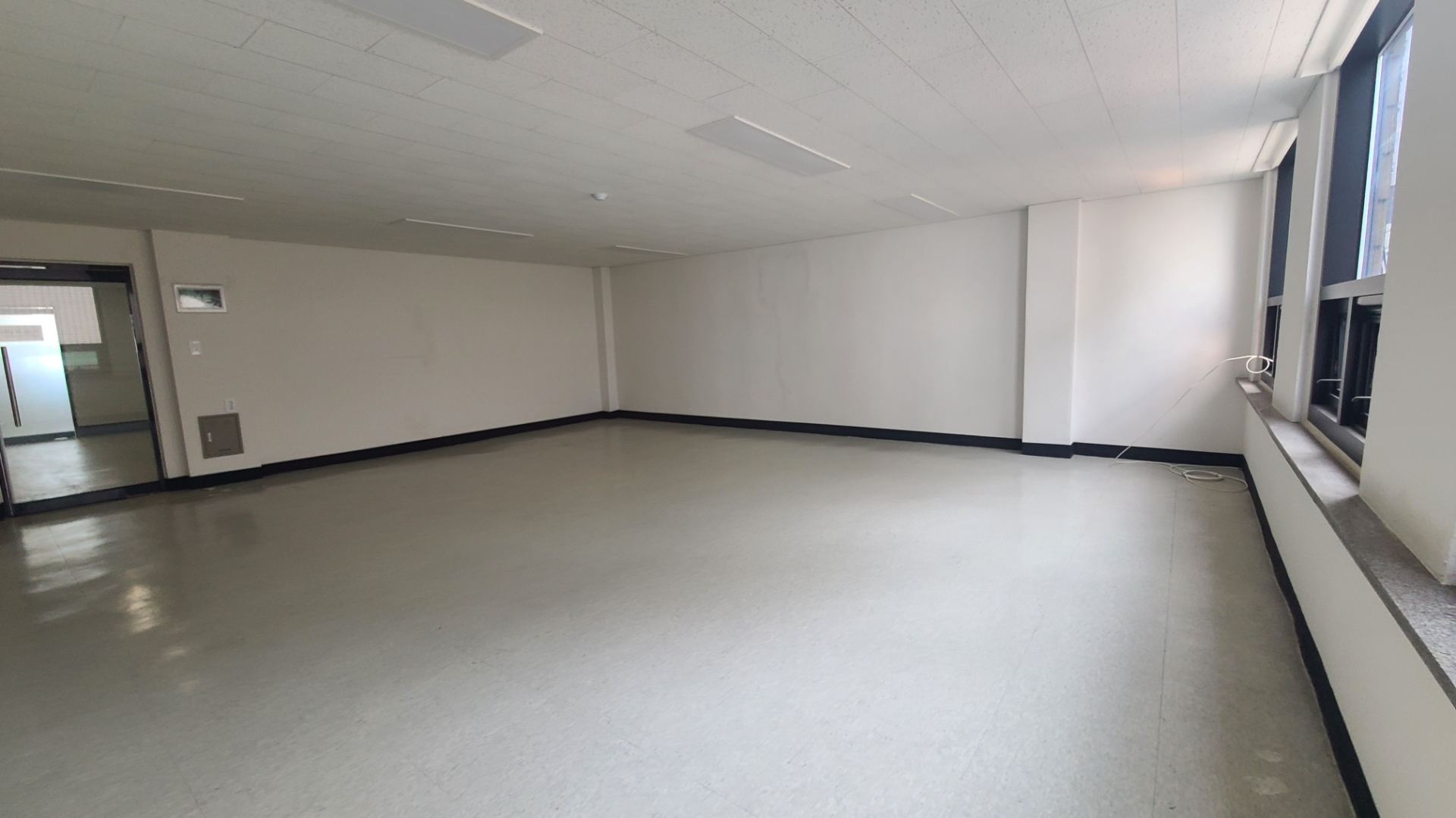 부산광역시 중구 중앙동4가 사무실 썸네일 3