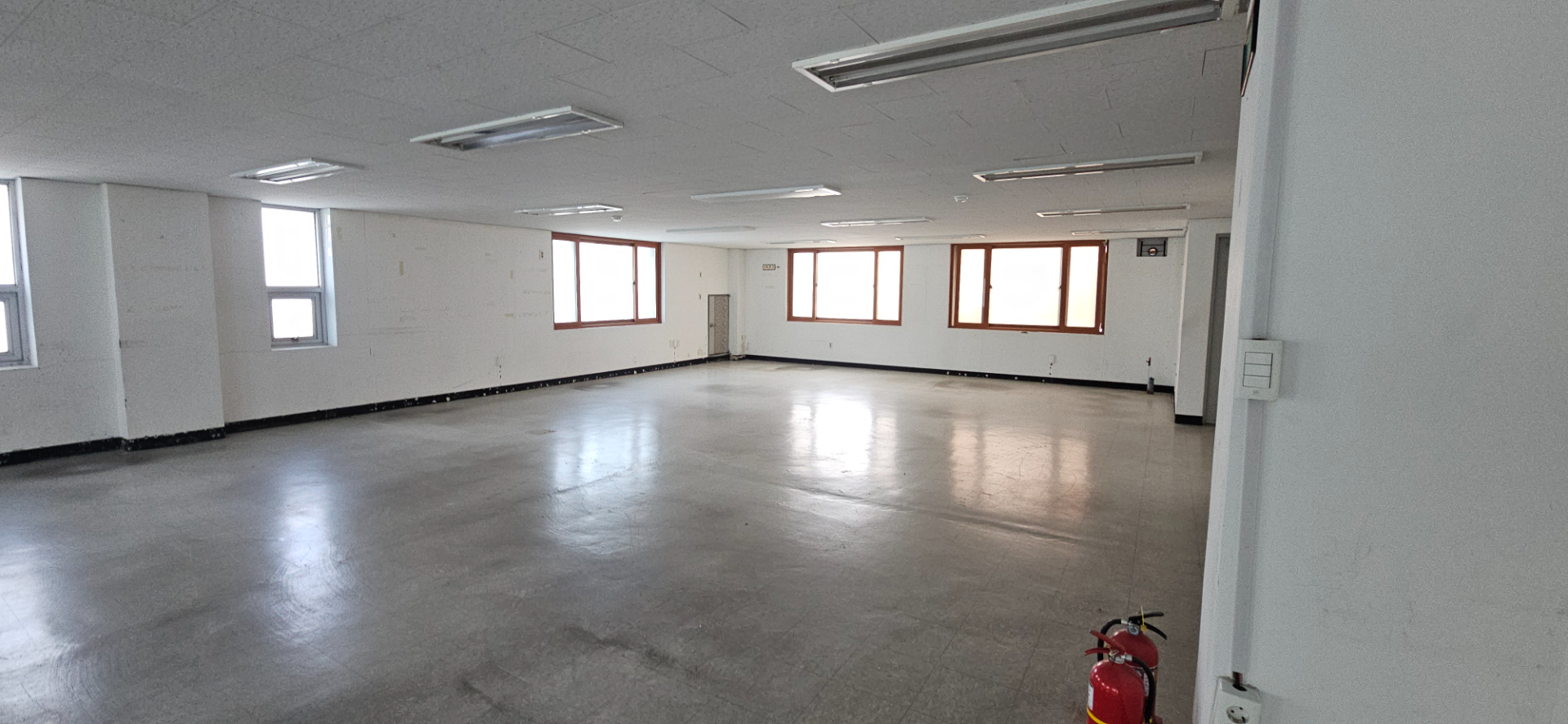 부산광역시 남구 대연동 사무실 썸네일 3