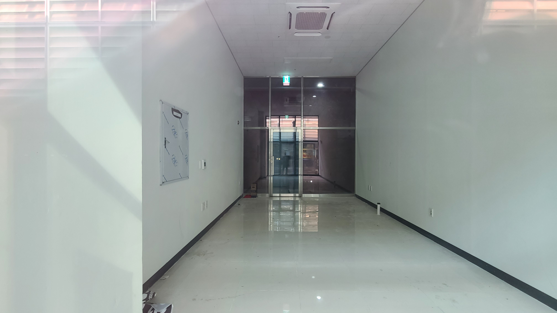 부산광역시 부산진구 부전동 상가 - 1