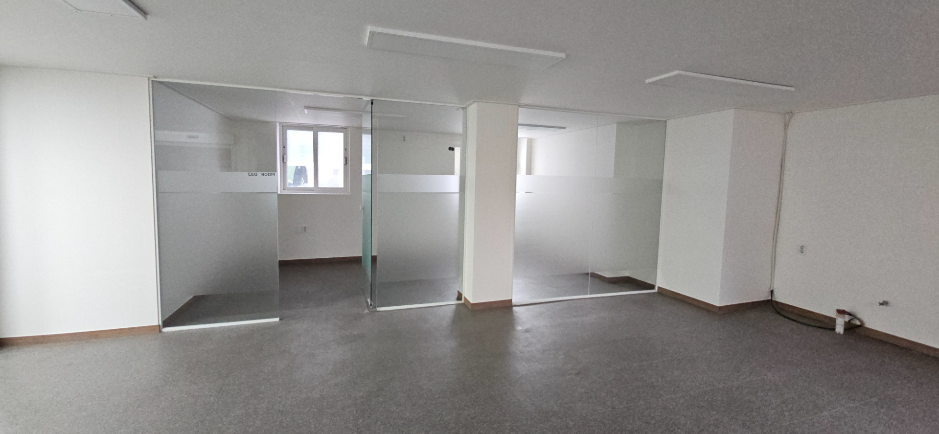 사무실 · 거제동 사진 6