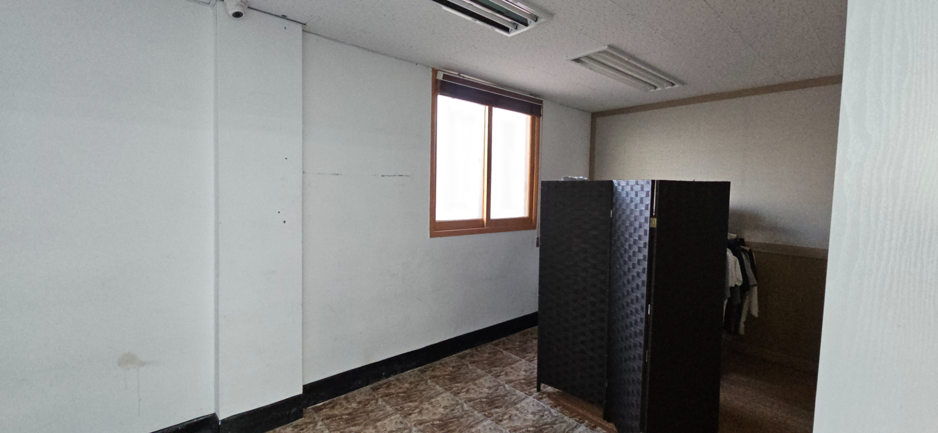 부산광역시 동래구 사직동 사무실 썸네일 6