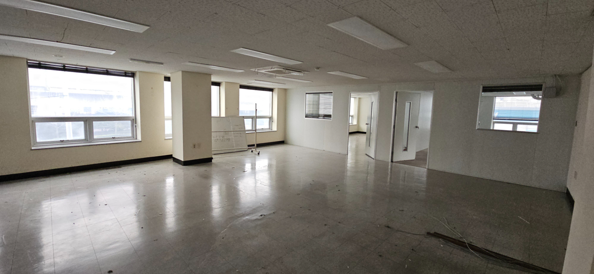 부산광역시 연제구 거제동 사무실 썸네일 4