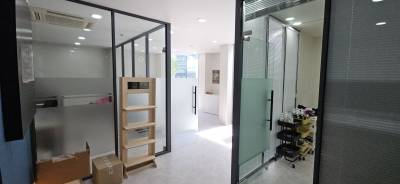 부산광역시 연제구 연산동 582-74 사무실