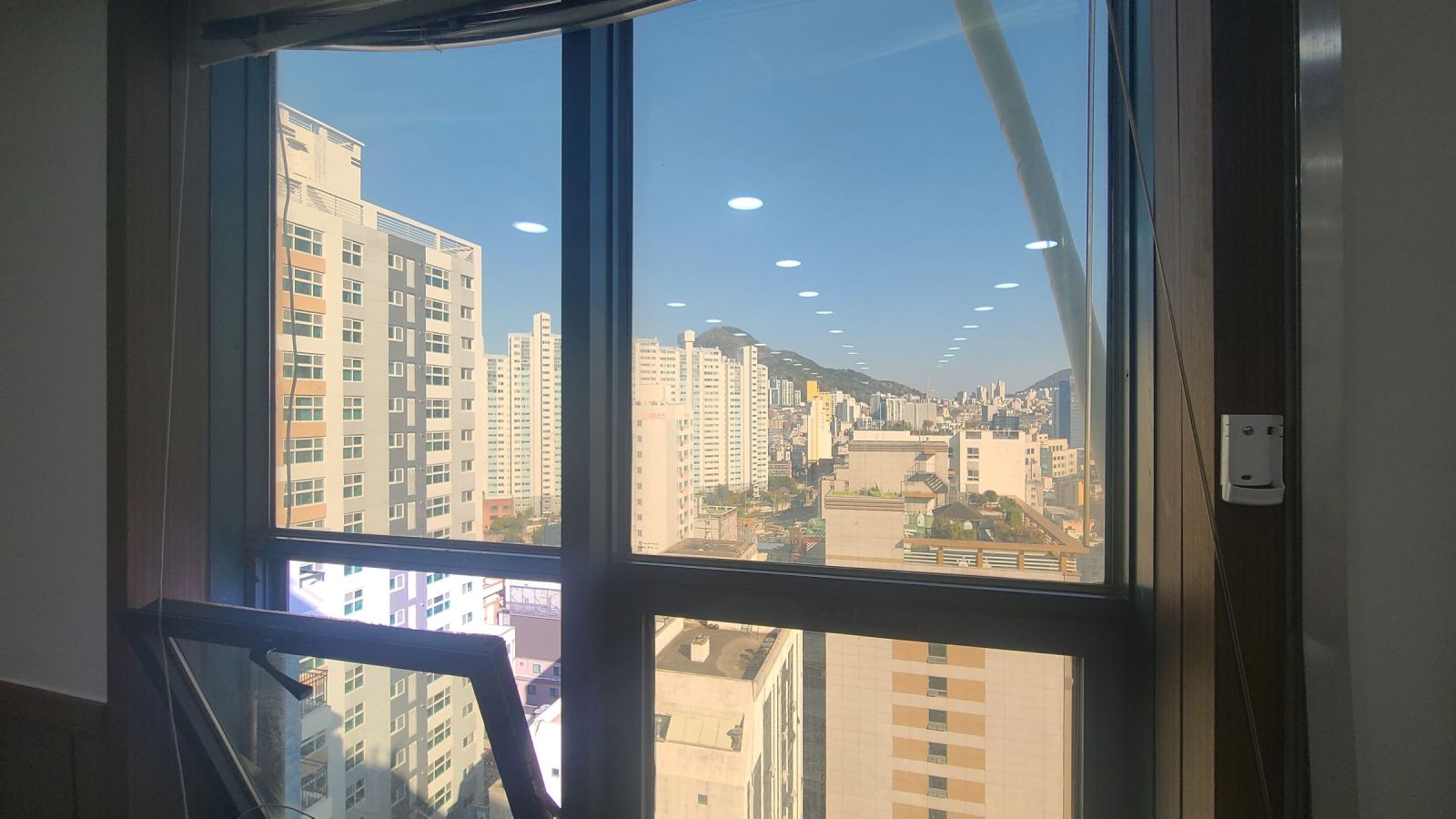 부산광역시 연제구 연산동 사무실 썸네일 4