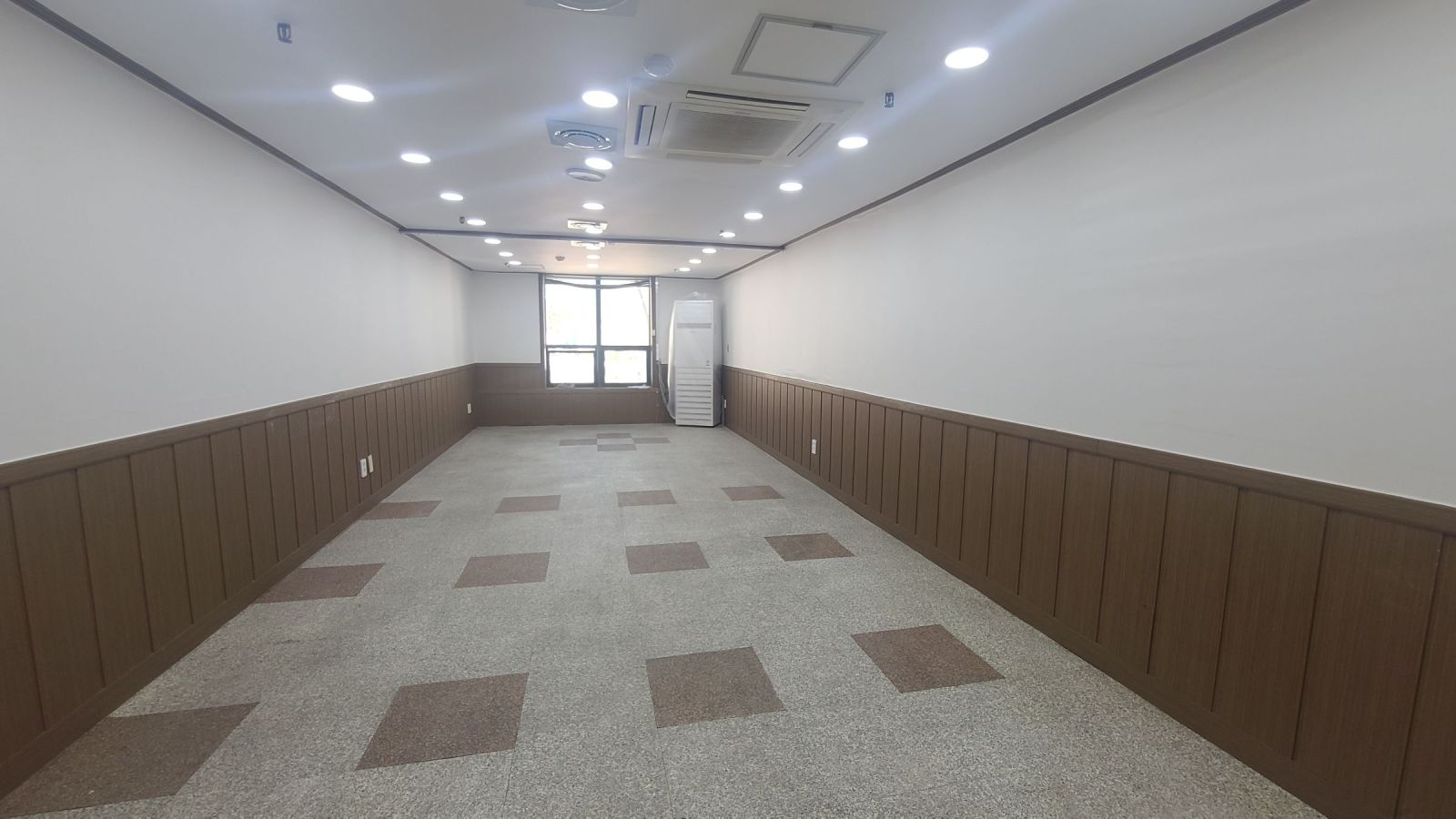 부산광역시 연제구 연산동 사무실 썸네일 2