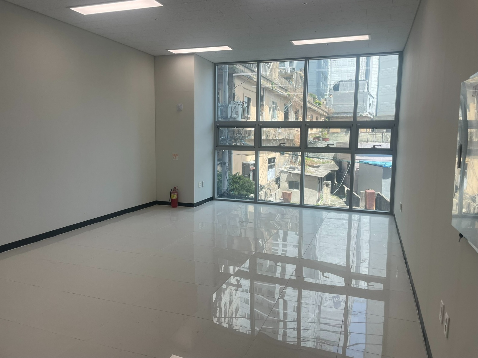 부산광역시 부산진구 범천동 사무실 - 1