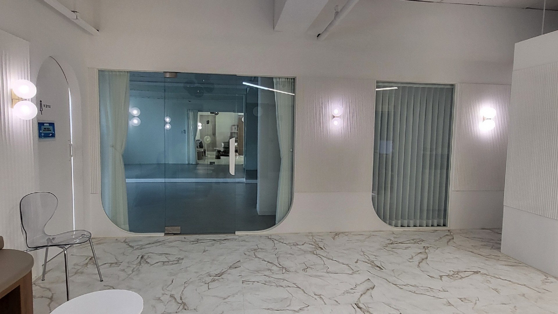 부산광역시 동구 범일동 상가 - 1