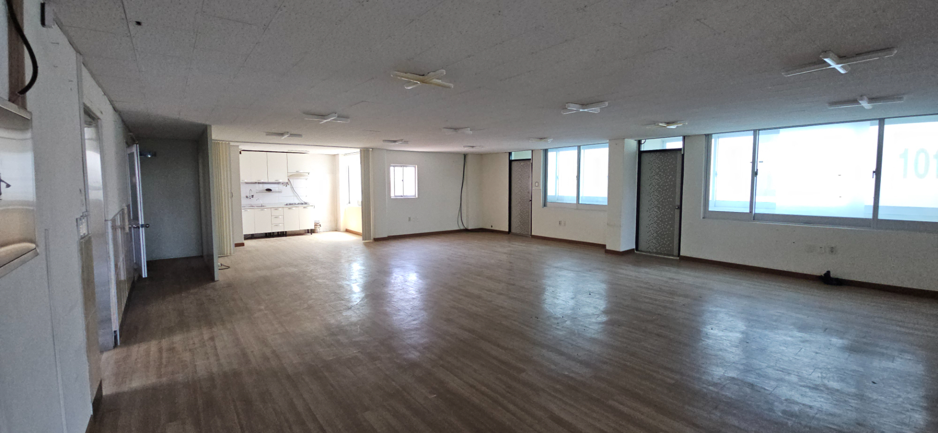 부산광역시 중구 중앙동4가 사무실 썸네일 7