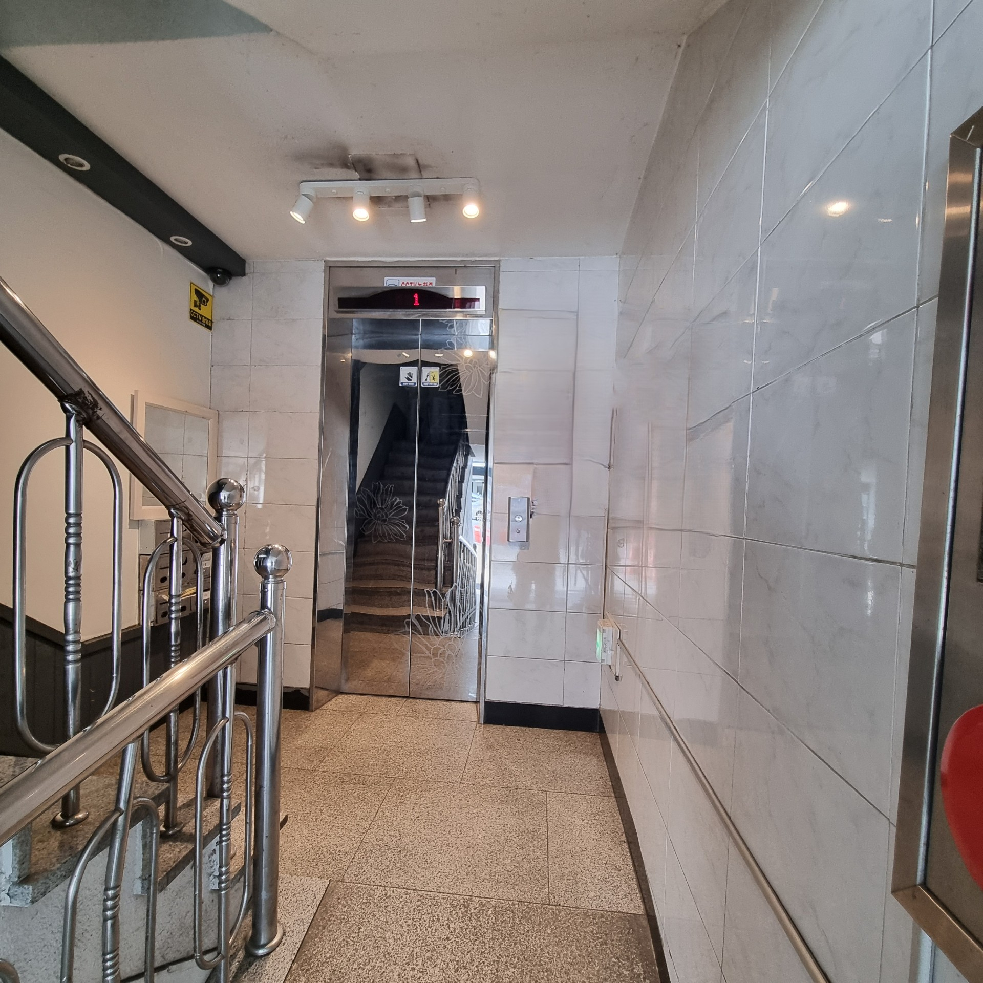 부산광역시 남구 대연동 상가 썸네일 8