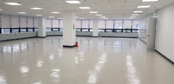 부산광역시 동구 초량동 사무실 - 1