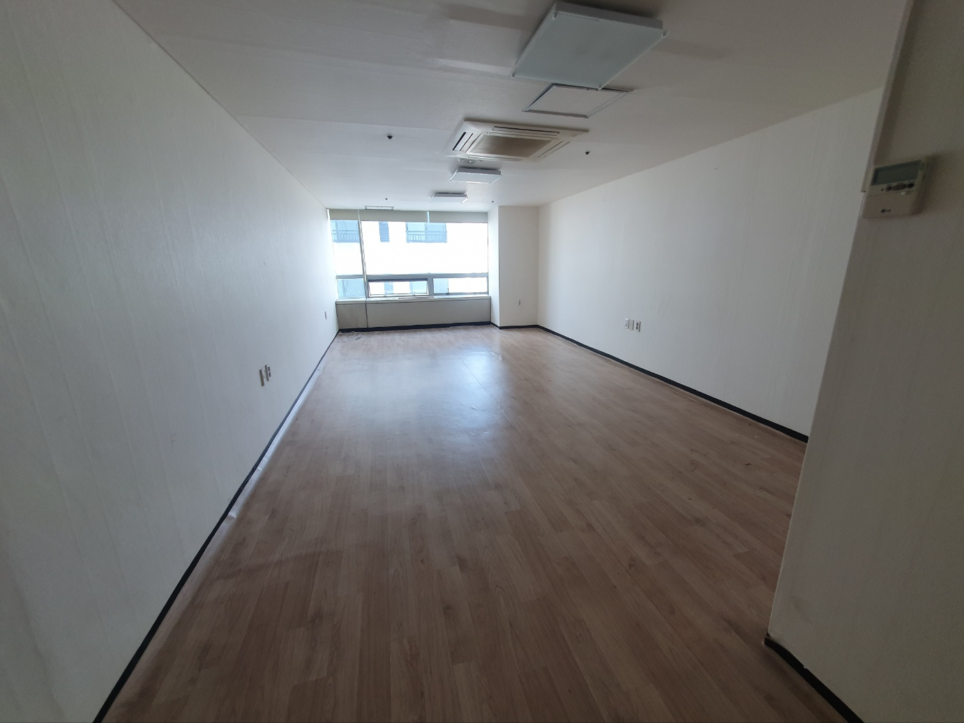 부산광역시 부산진구 부전동 사무실 - 1