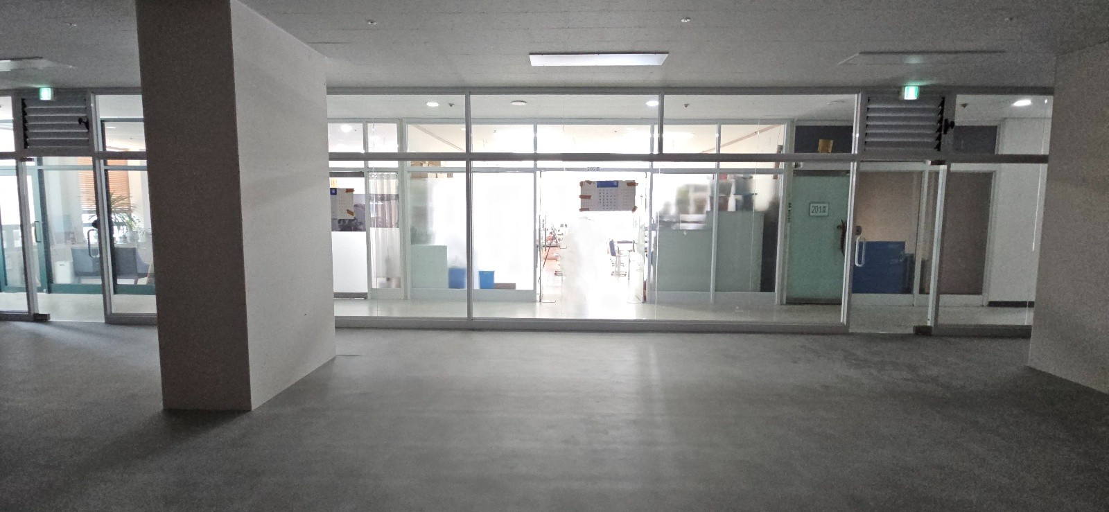 부산광역시 부산진구 전포동 상가 - 1